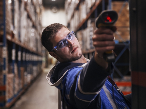 warehouse worker scanning